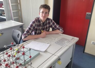 Qualifikation zur 3. Runde „Chemie – die stimmt!“ Ausflug nach Achim – in die Welt der Chemie