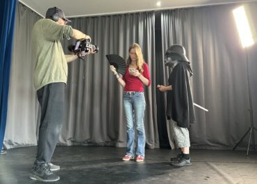 Theater-AG vor der Kamera